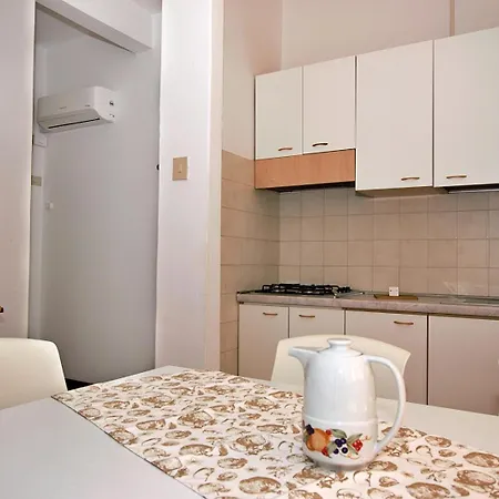 Residenza Valcris Apartment Lignano Sabbiadoro Exterior photo